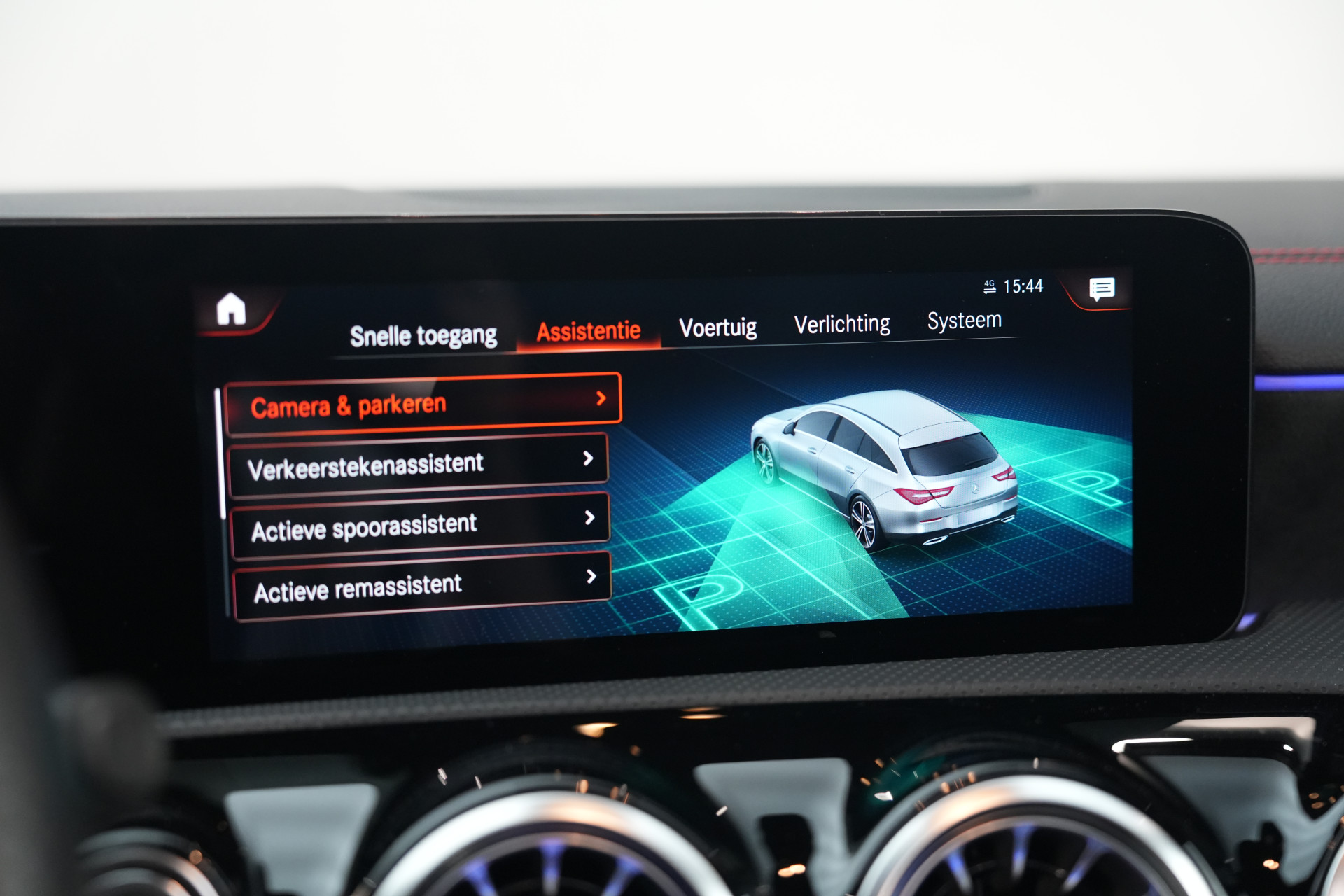 Mercedes-Benz CLA-Klasse Shooting Brake 250 e AMG 48841225-45.jpg | Autocenter Oss