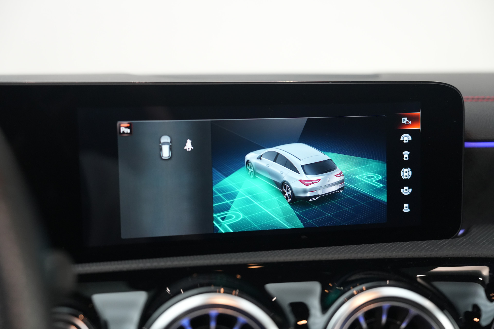 Mercedes-Benz CLA-Klasse Shooting Brake 250 e AMG 48841225-51.jpg | Autocenter Oss