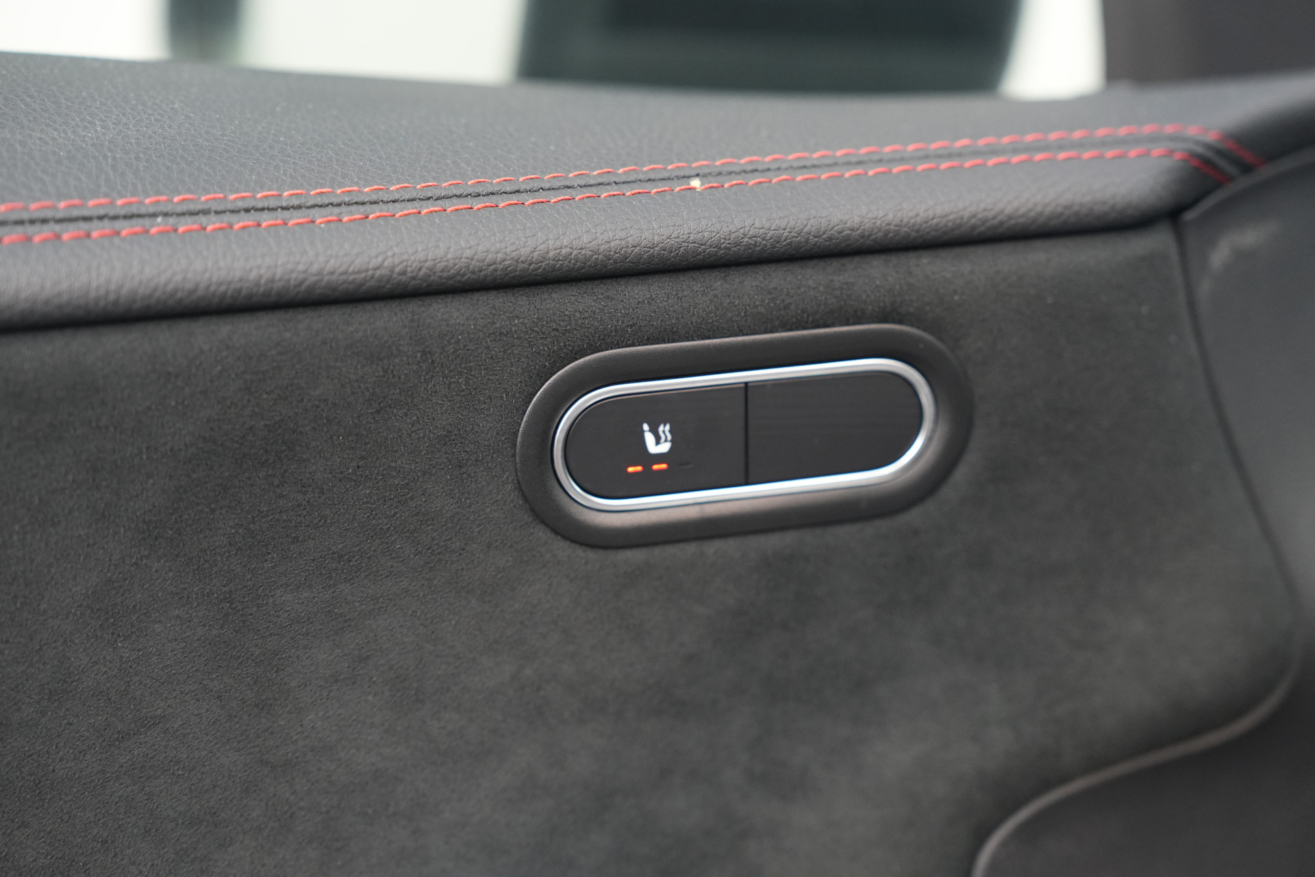 Mercedes-Benz CLA-Klasse Shooting Brake 250 e AMG 48841225-54.jpg | Autocenter Oss