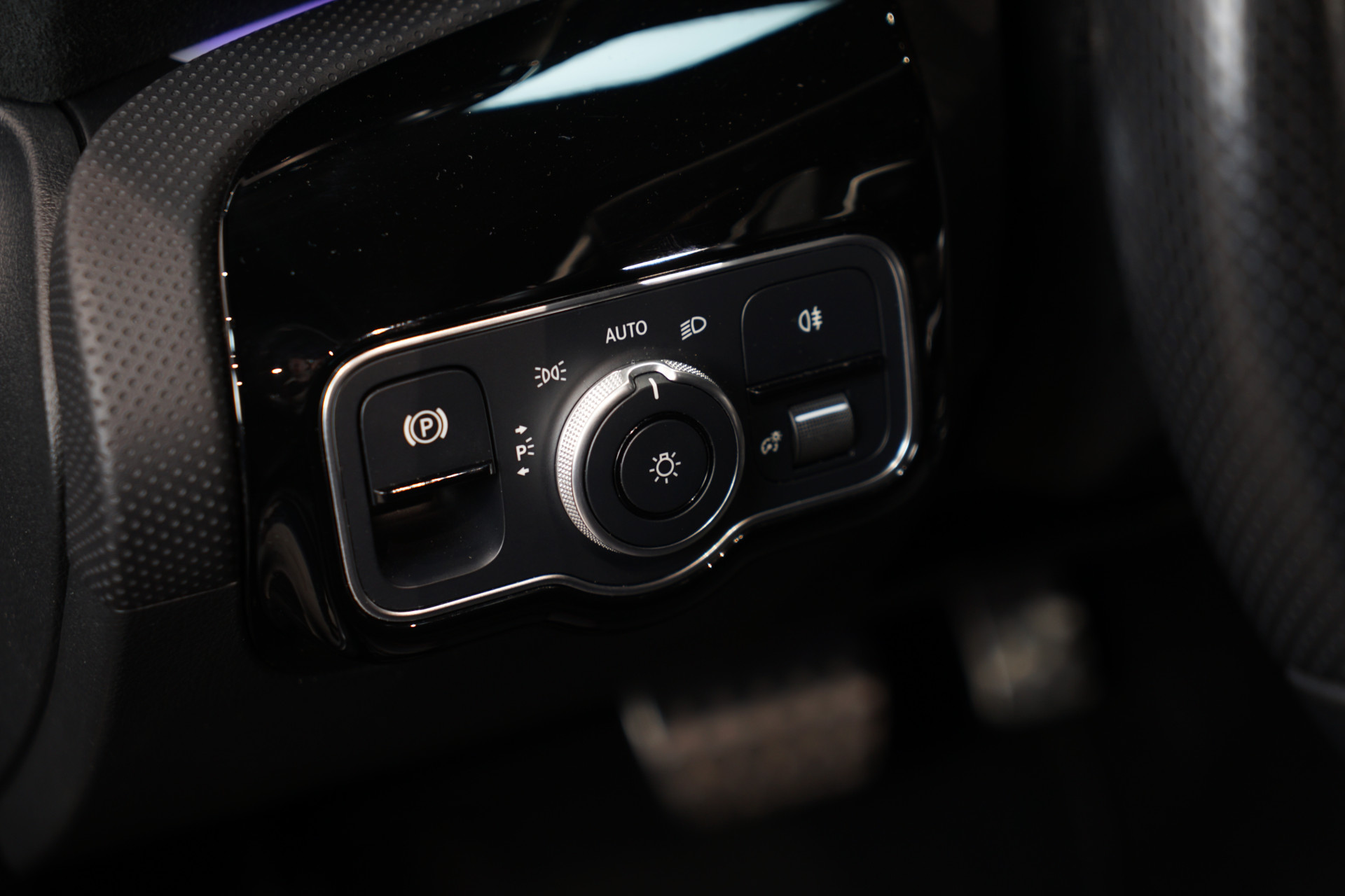 Mercedes-Benz CLA-Klasse Shooting Brake 250 e AMG 48841225-56.jpg | Autocenter Oss