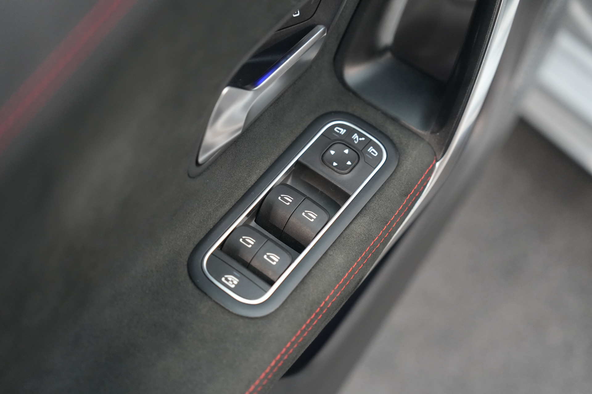 Mercedes-Benz CLA-Klasse Shooting Brake 250 e AMG 48841225-62.jpg | Autocenter Oss