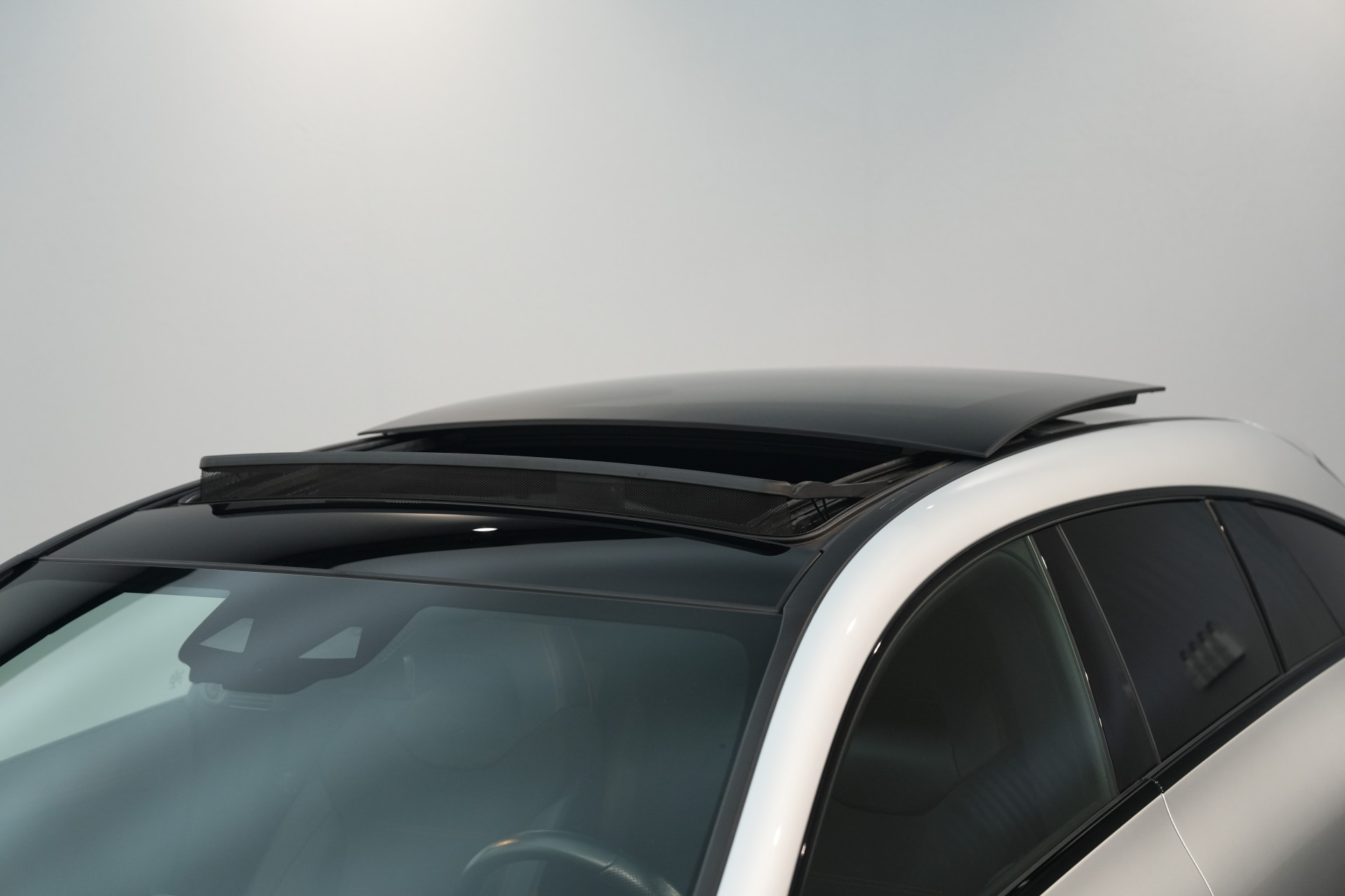 Mercedes-Benz CLA-Klasse Shooting Brake 250 e AMG 48841225-7.jpg | Autocenter Oss