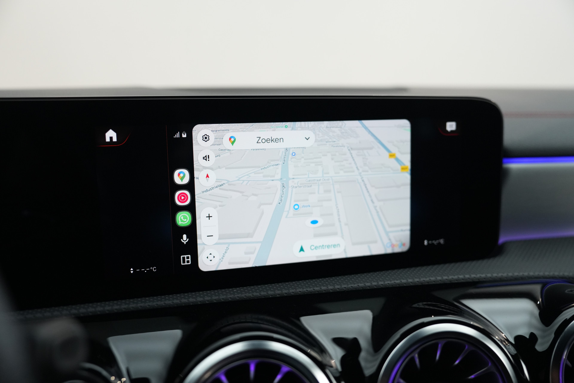 Mercedes-Benz A-Klasse 250 e AMG 48841231-26.jpg | Autocenter Oss