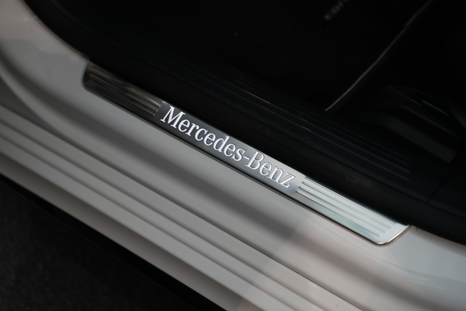 Mercedes-Benz A-Klasse 250 e AMG 48841231-33.jpg | Autocenter Oss