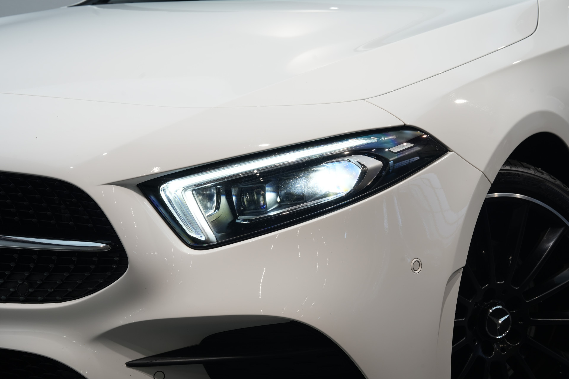 Mercedes-Benz A-Klasse 250 e AMG 48841231-36.jpg | Autocenter Oss