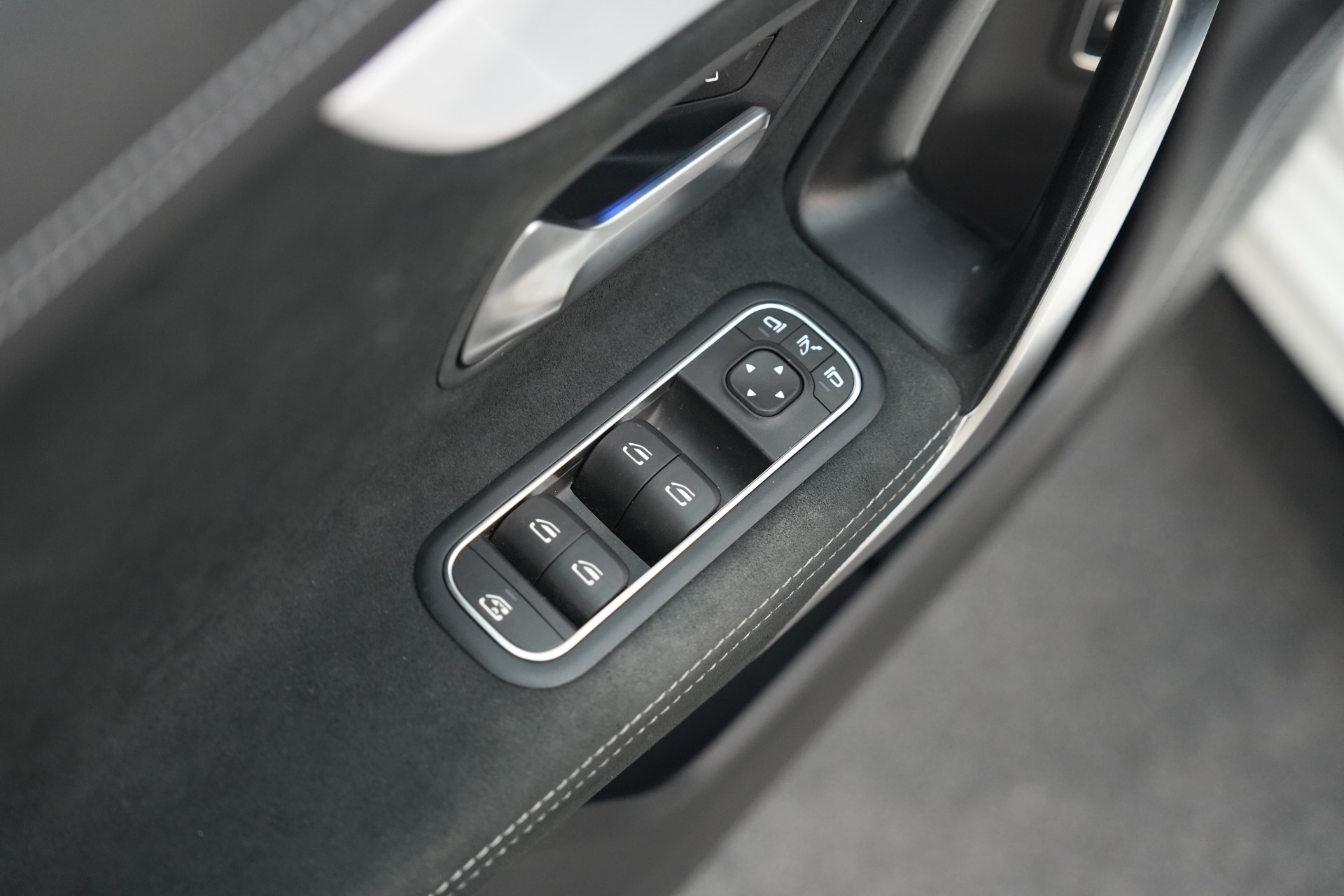 Mercedes-Benz A-Klasse 250 e AMG 48841231-47.jpg | Autocenter Oss