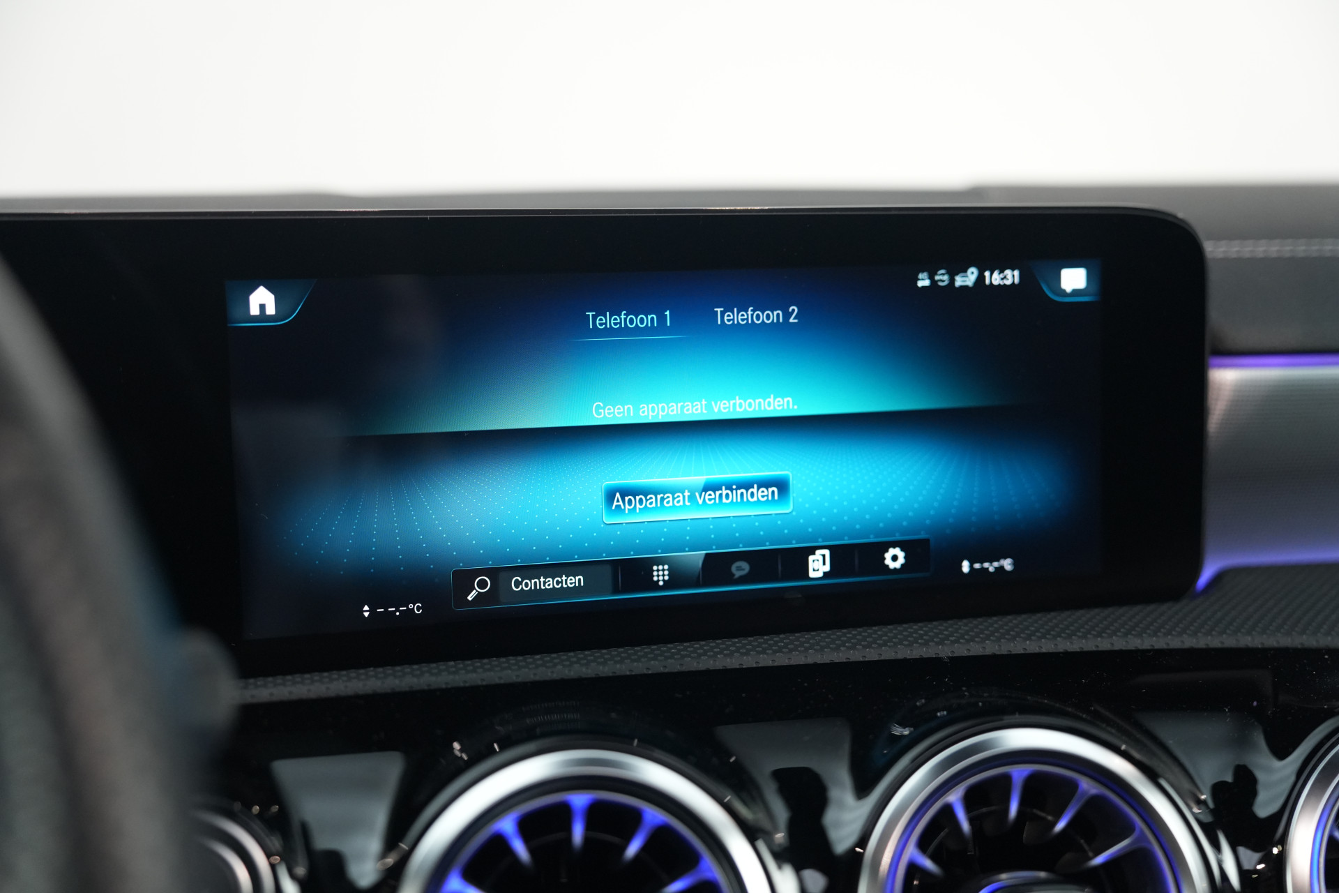 Mercedes-Benz A-Klasse 250 e AMG 48841231-53.jpg | Autocenter Oss