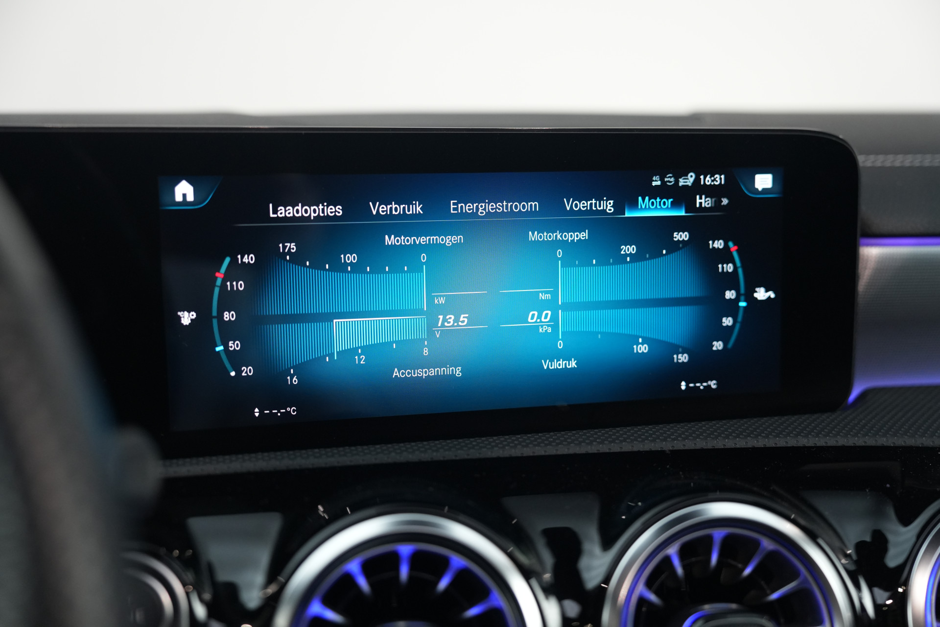 Mercedes-Benz A-Klasse 250 e AMG 48841231-58.jpg | Autocenter Oss