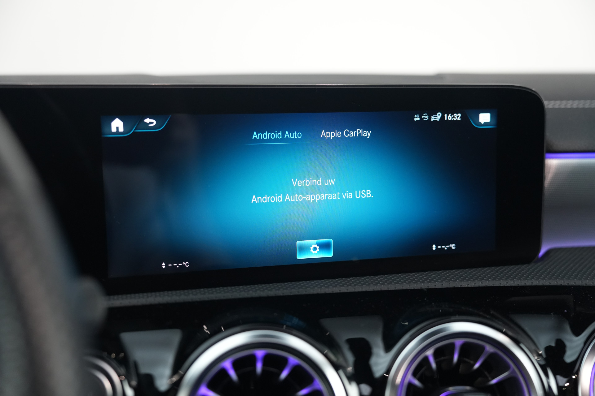 Mercedes-Benz A-Klasse 250 e AMG 48841231-59.jpg | Autocenter Oss