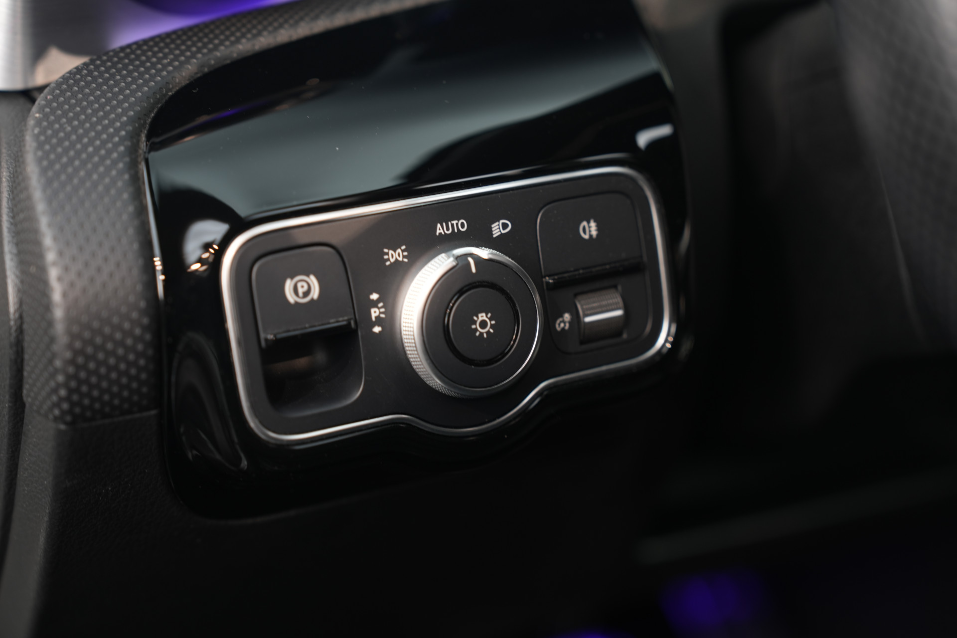 Mercedes-Benz A-Klasse 250 e AMG 48841231-66.jpg | Autocenter Oss