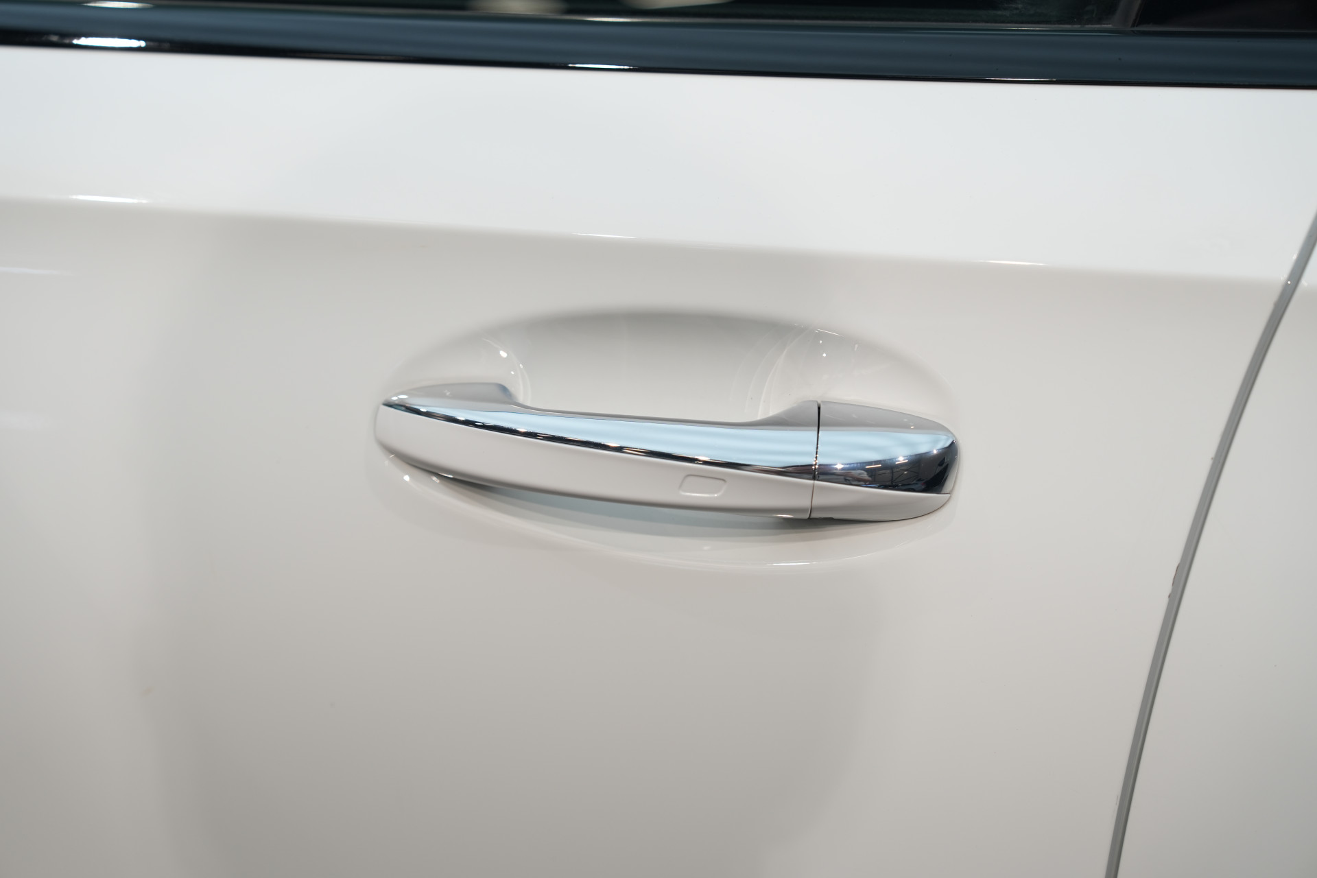 Mercedes-Benz A-Klasse 250 e AMG 48841231-67.jpg | Autocenter Oss