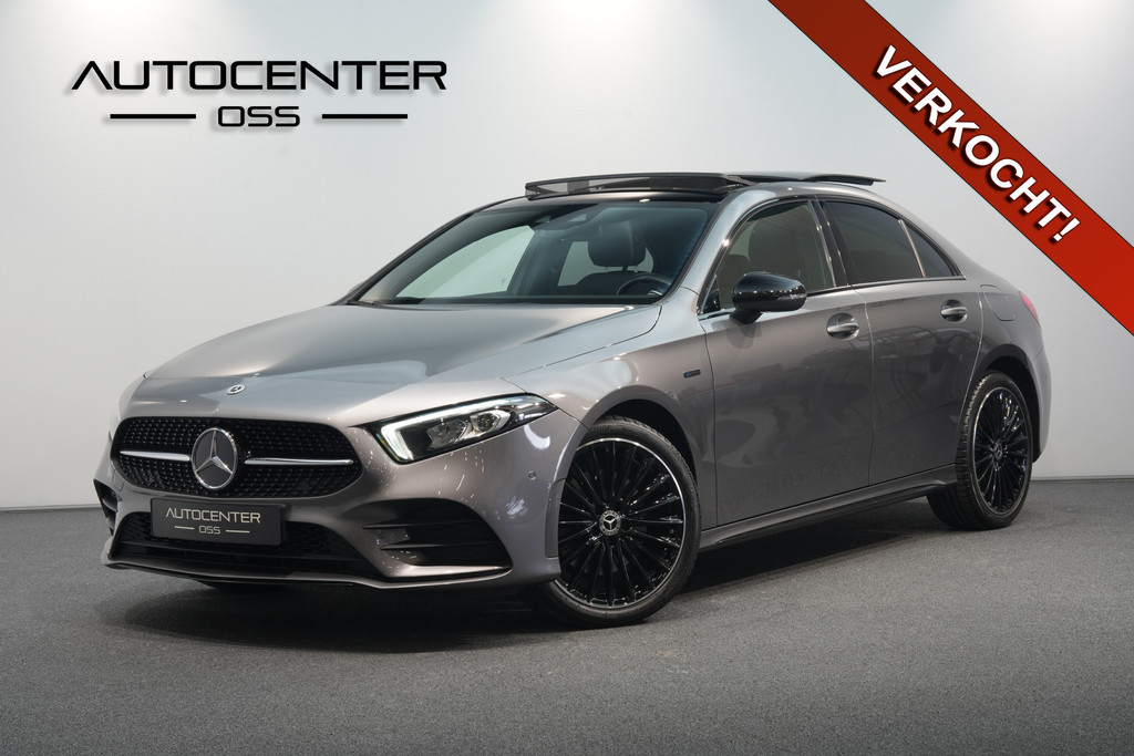 Mercedes-Benz A-Klasse 250 e Limousine AMG 52185473-0.jpg | Autocenter Oss