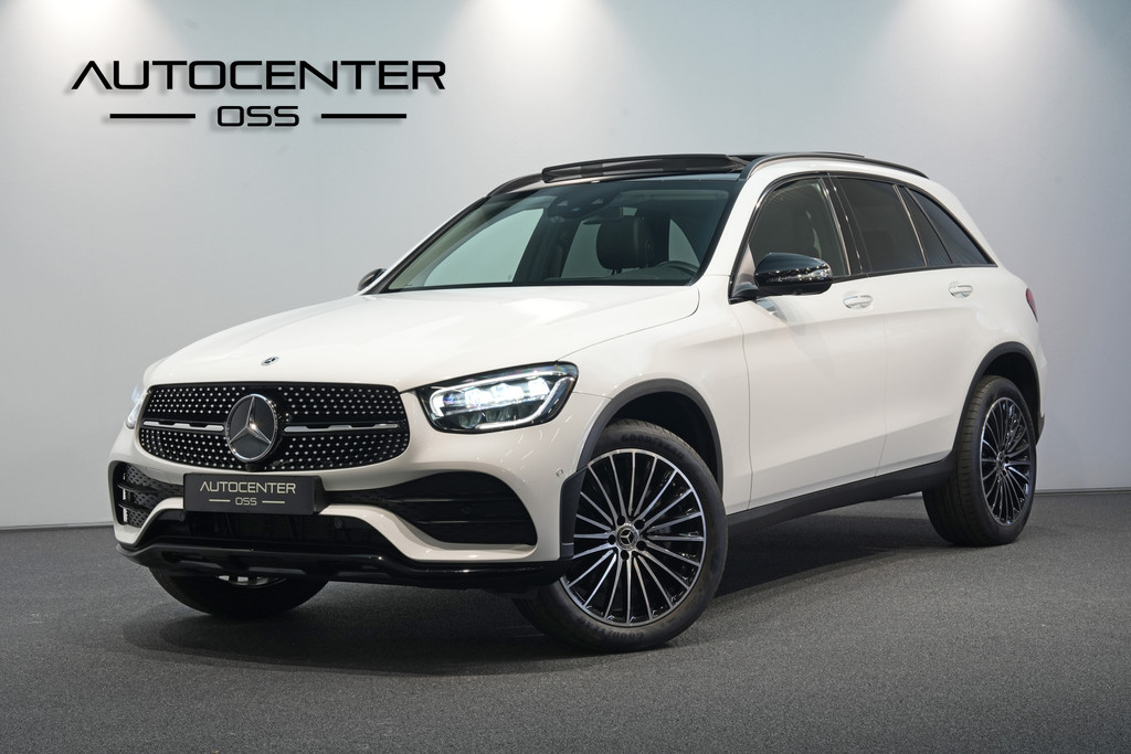 Mercedes-Benz GLC 300e 4MATIC AMG 54175982-0.jpg | Autocenter Oss