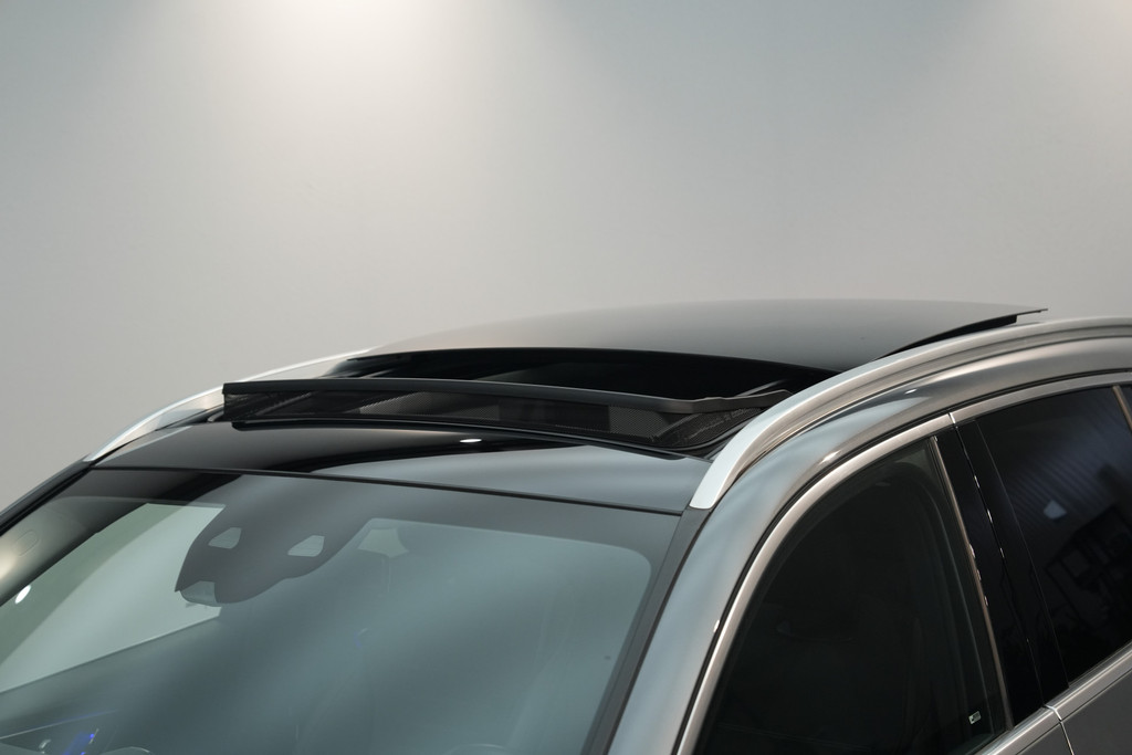 Mercedes-Benz GLC 300e 4MATIC AMG 54772150-2.jpg | Autocenter Oss