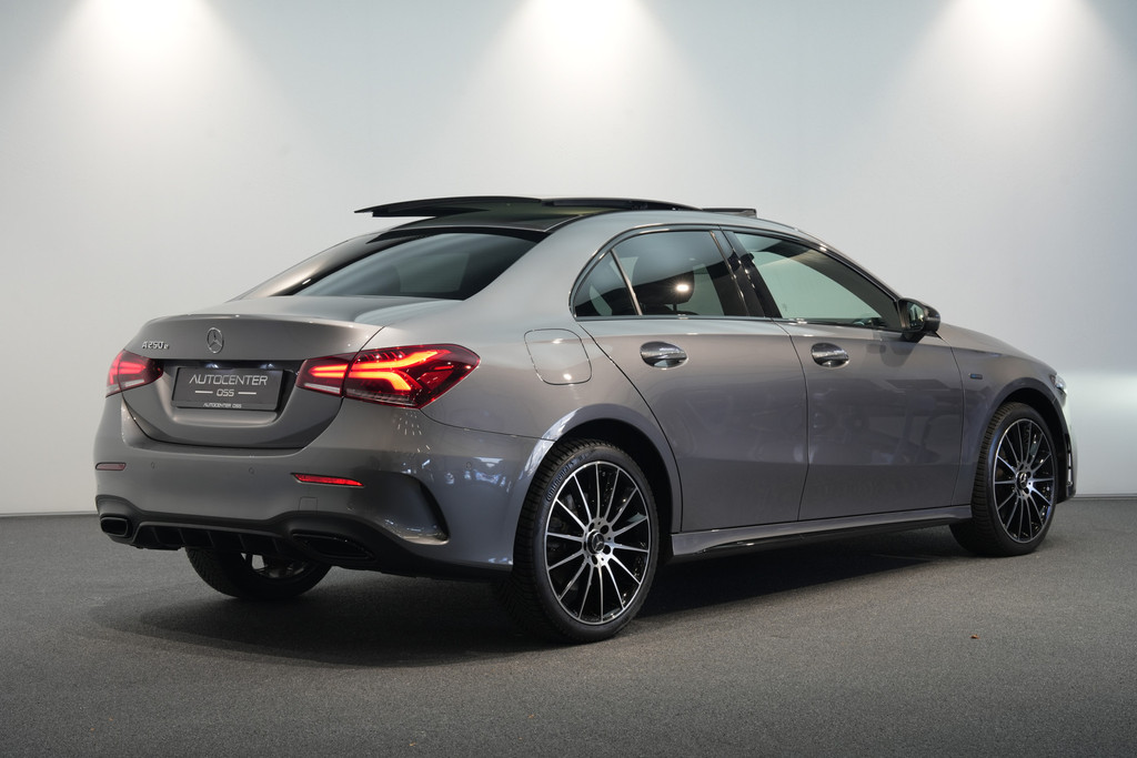 Mercedes-Benz A-Klasse 250 e AMG 54885066-1.jpg | Autocenter Oss