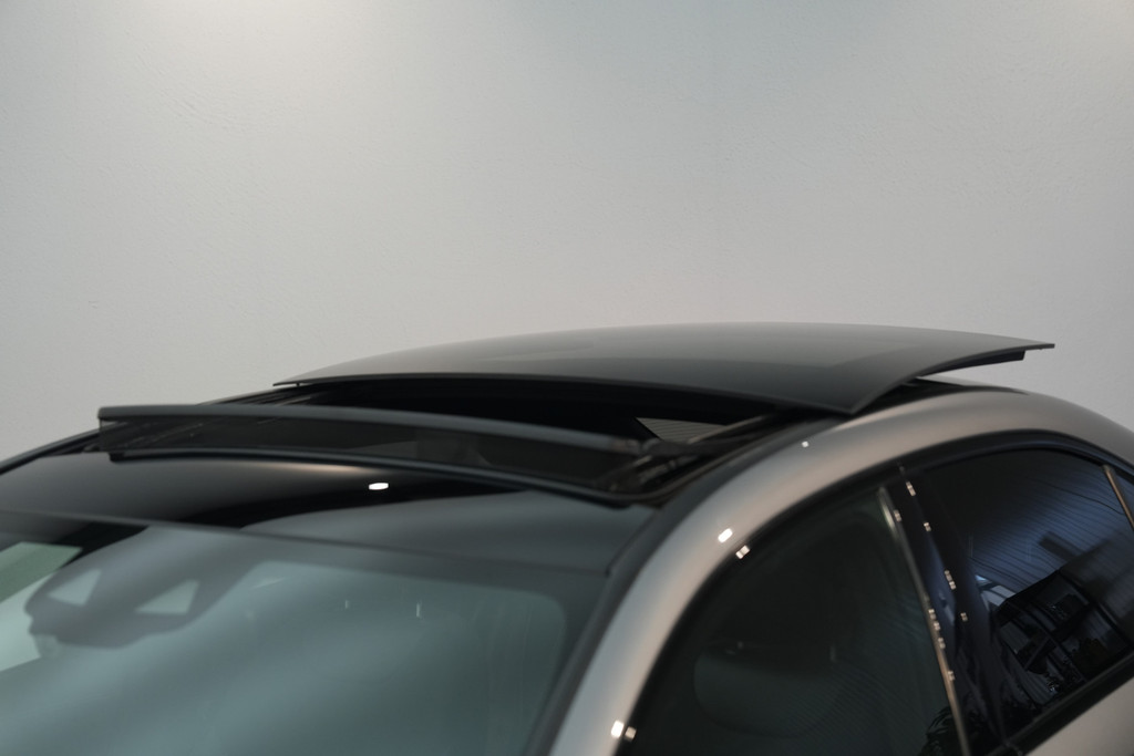 Mercedes-Benz A-Klasse 250 e AMG 54885066-2.jpg | Autocenter Oss