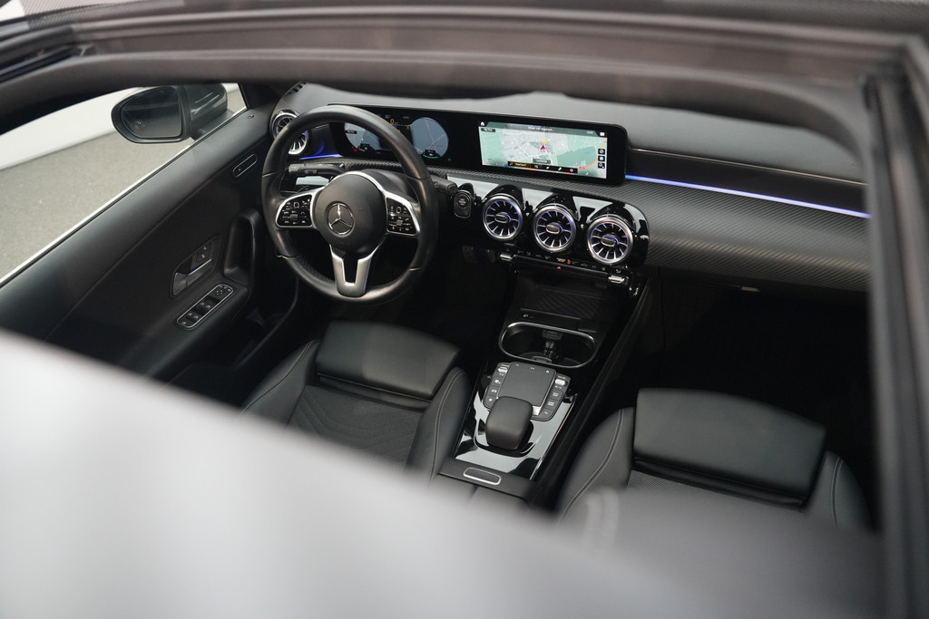 Mercedes-Benz A-Klasse 250 e 54912971-2.jpg | Autocenter Oss