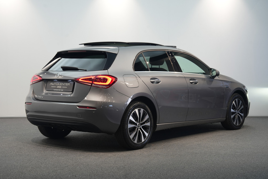 Mercedes-Benz A-Klasse 250 e 54916220-1.jpg | Autocenter Oss