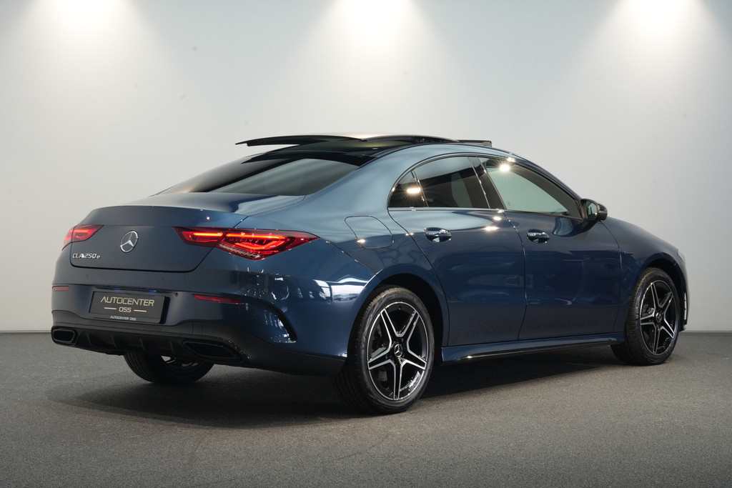 Mercedes-Benz CLA-Klasse 250 e Coupé AMG 56169385-1.jpg | Autocenter Oss